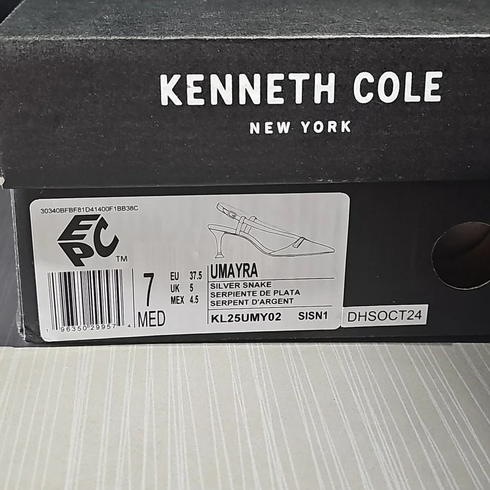 Kenneth Cole New York Umayra Silver Snake Pointed Toe Pumps Women's 7M NEW - Picture 12 of 12